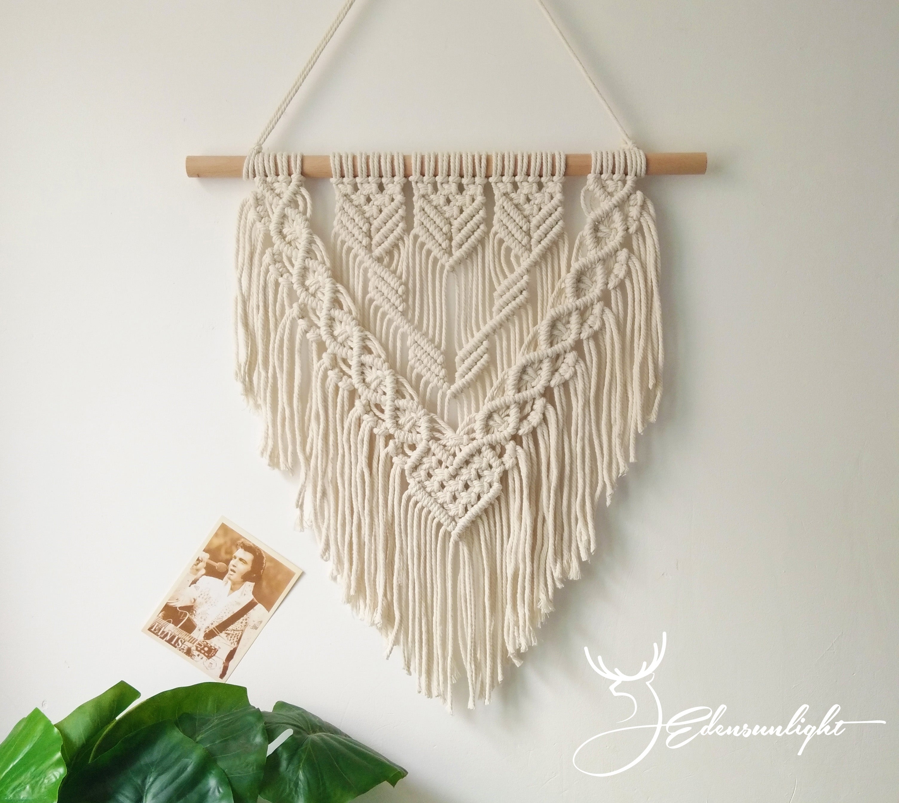 Macrame wall hanging, Macrame Tapestry, Indoor Hanging, Wall Decor, Wall Pediment, Living Room, Kitchen, Bedroom or Apartment