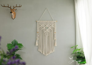 Macrame Wall art hanging, Macrame Crystals Wall hanging, Bohemian home decor/wall decor