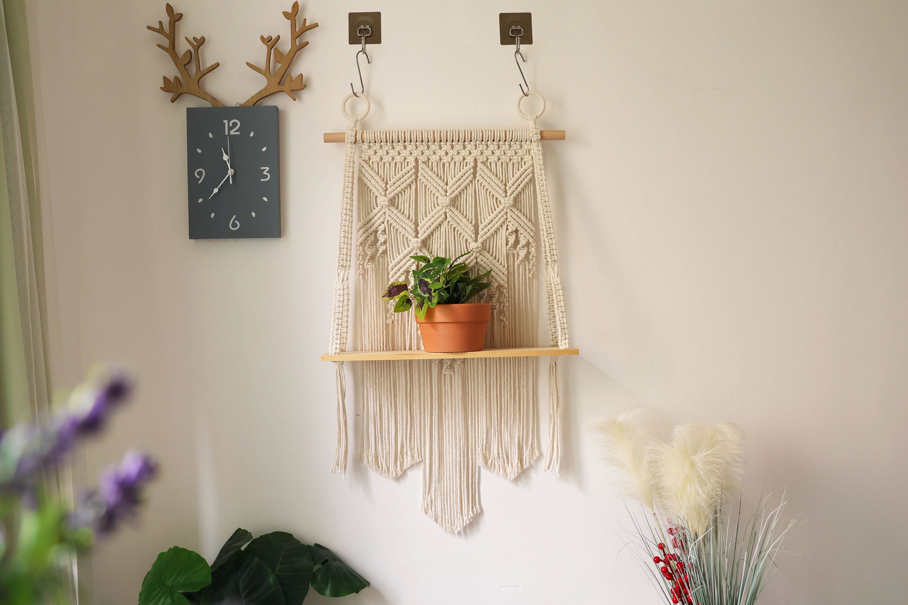 Macrame hanging shelf,Handwoven Bohemia tapestry wall hanging, stable wall shelf/bookshelf/plant shelf/living room shelf/bathroom shelf