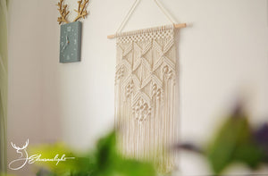 Macrame Wall Art hanging, Bohemia Macrame Tapestry wall decor, Personalized Hand woven Boho wall hanging