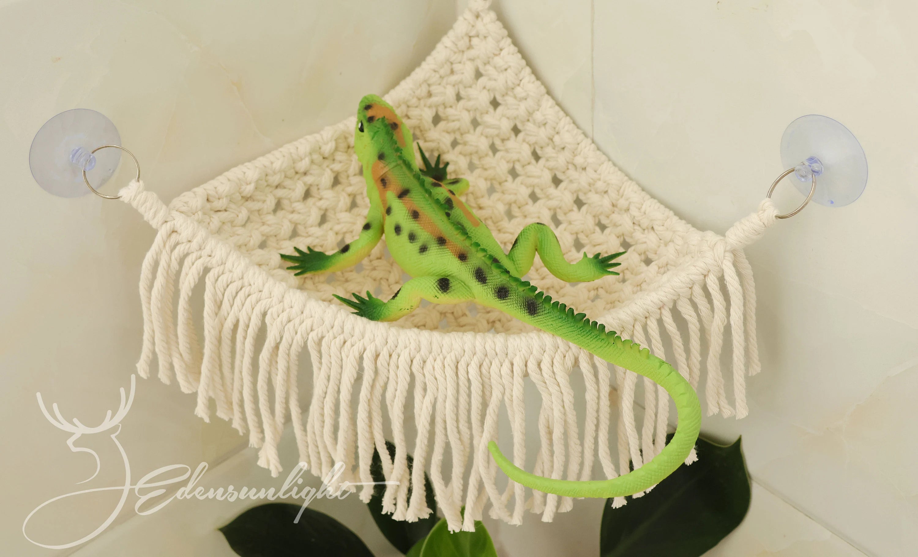 Macrame Reptile Hammock, Bearded Dragon Hammock, Leopard Gecko Hammock, Boho small pet Hammock, Reptile Swing with suction cups