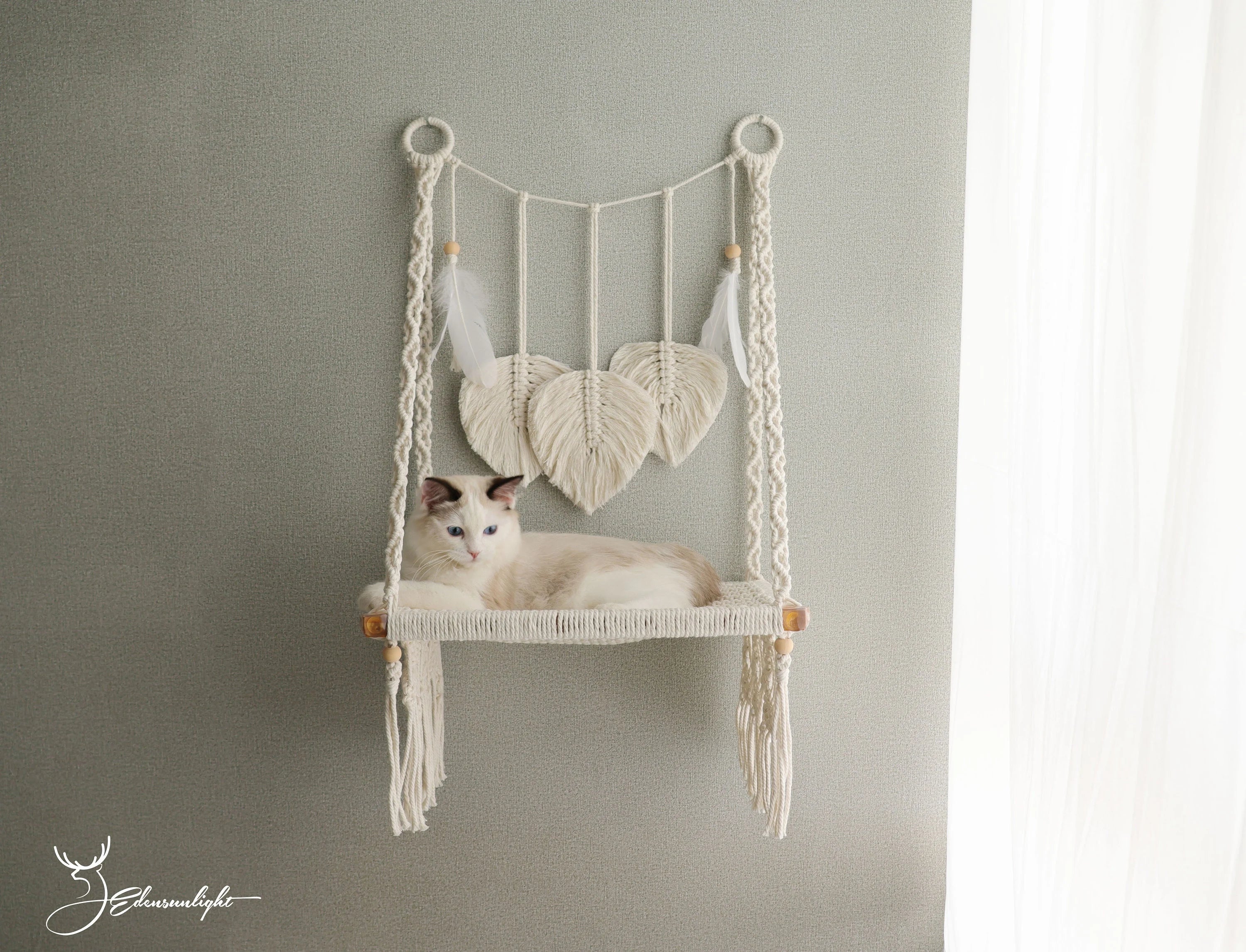 Macrame cat wall bed/wall furniture, Handwoven comfy cat hammock/cat hanging house/cat swing bed for wall/window, Bohemian Wall Hanging