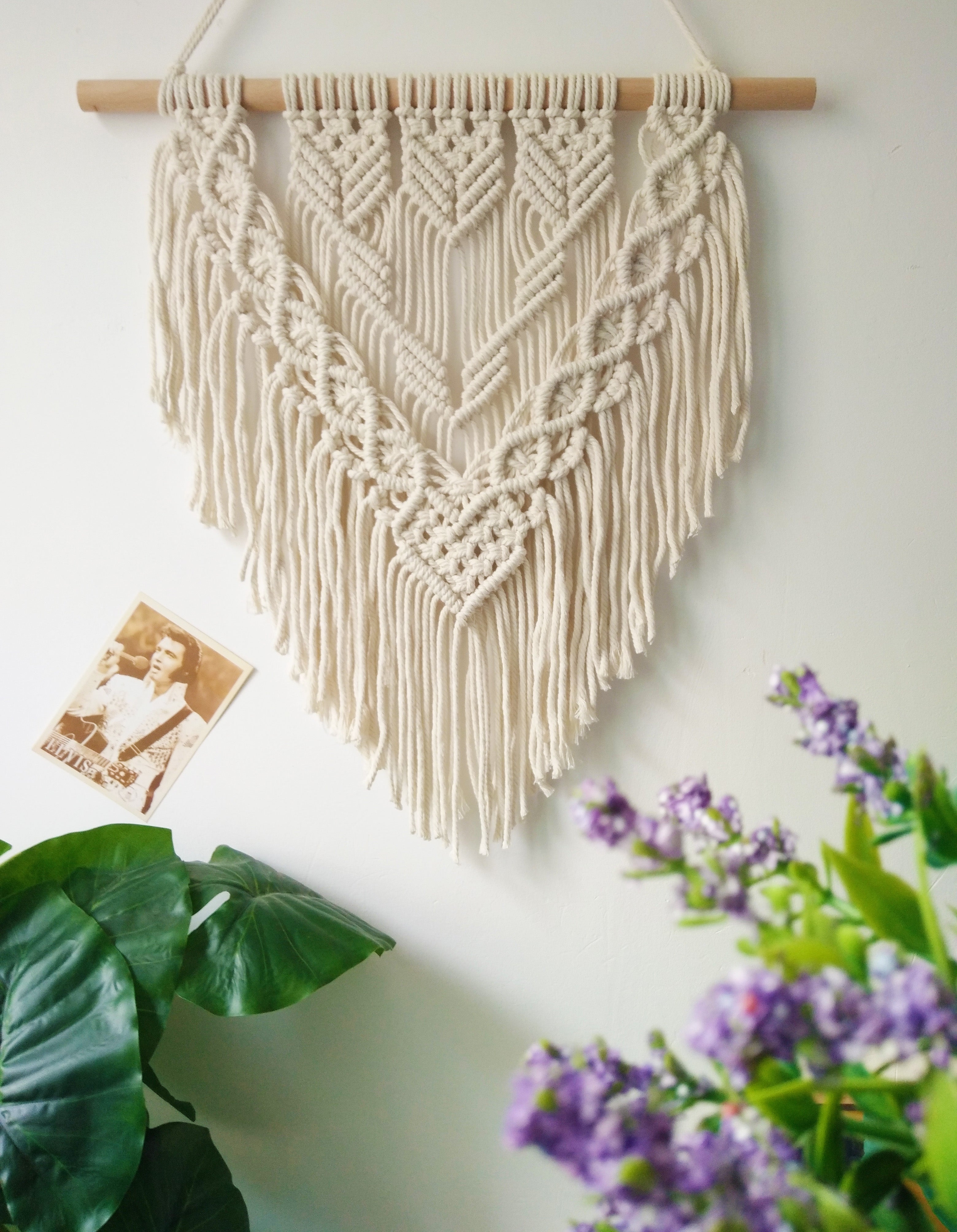 Macrame wall hanging, Macrame Tapestry, Indoor Hanging, Wall Decor, Wall Pediment, Living Room, Kitchen, Bedroom or Apartment