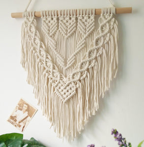 Macrame wall hanging, Macrame Tapestry, Indoor Hanging, Wall Decor, Wall Pediment, Living Room, Kitchen, Bedroom or Apartment