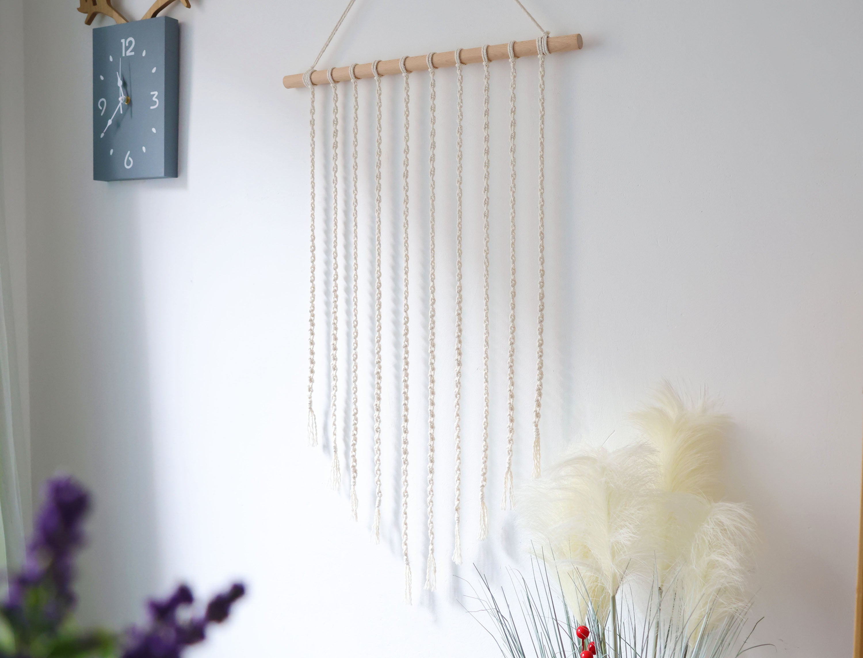 Macrame Wall Photo hangerphoto display, hand woven wall hanging decor for home