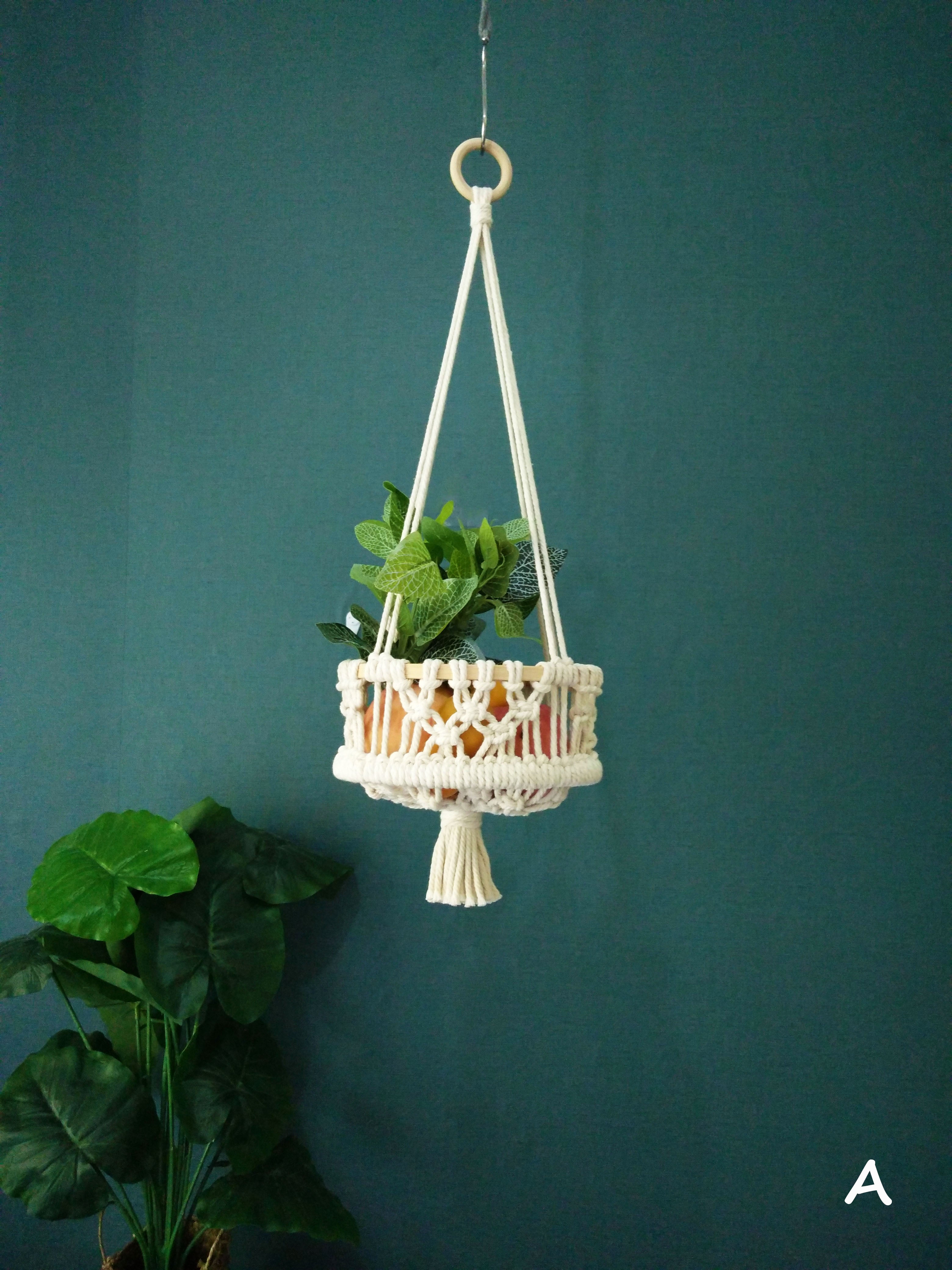 Personalized Macrame Fruit Hammock, Macrame Vegetable holder, Boho kitchen storage basket hanger