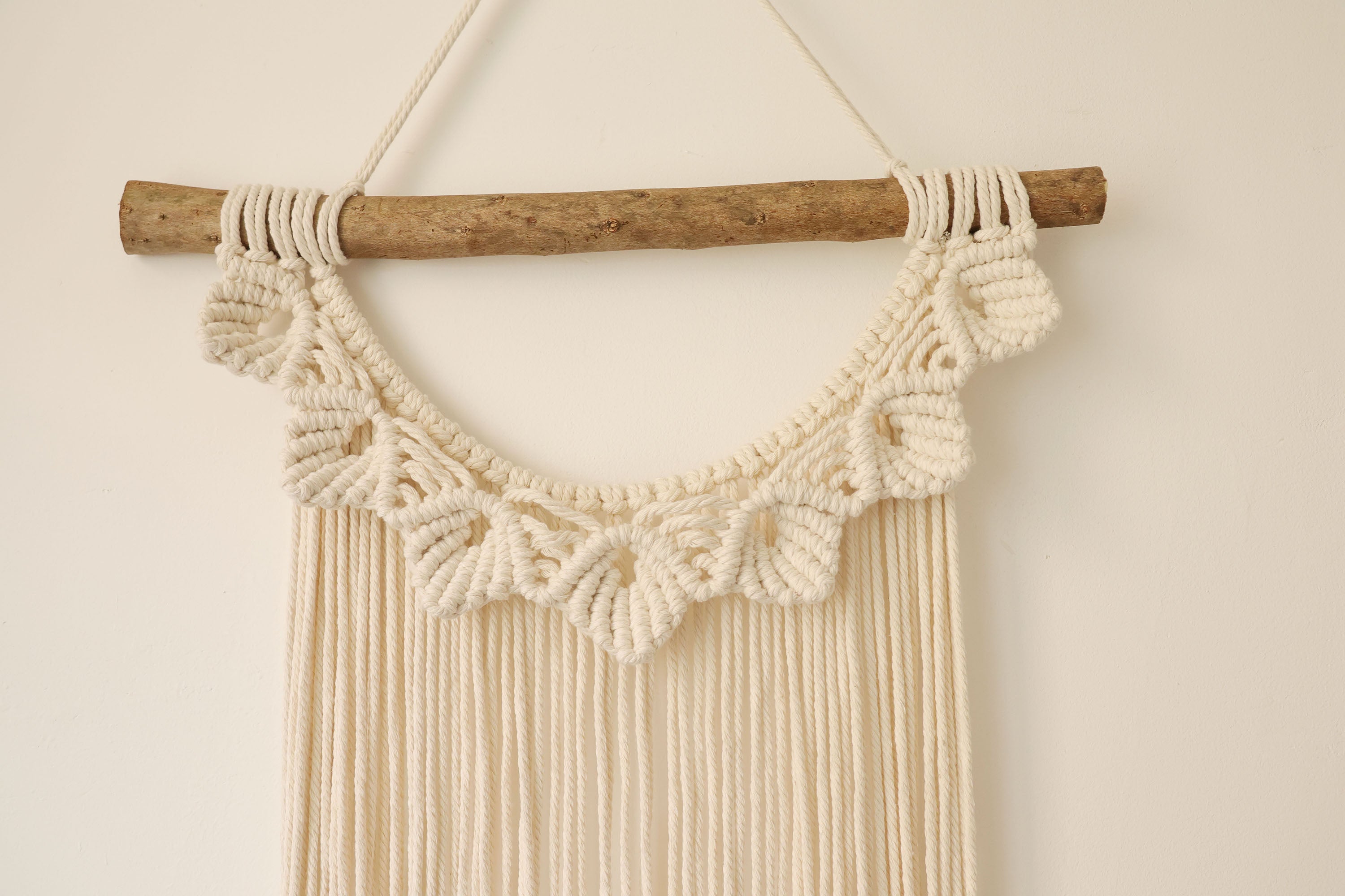 Macrame wall hanging, Macrame Tapestry wall decor hangings,Bohemia Home decoration,Macrame leaf/leaves hanging